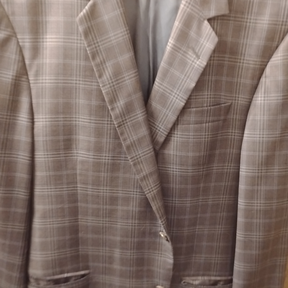 Copley 1883 46R sport coat in R.E.D.A Super 130’s wool with a brown windowpane p